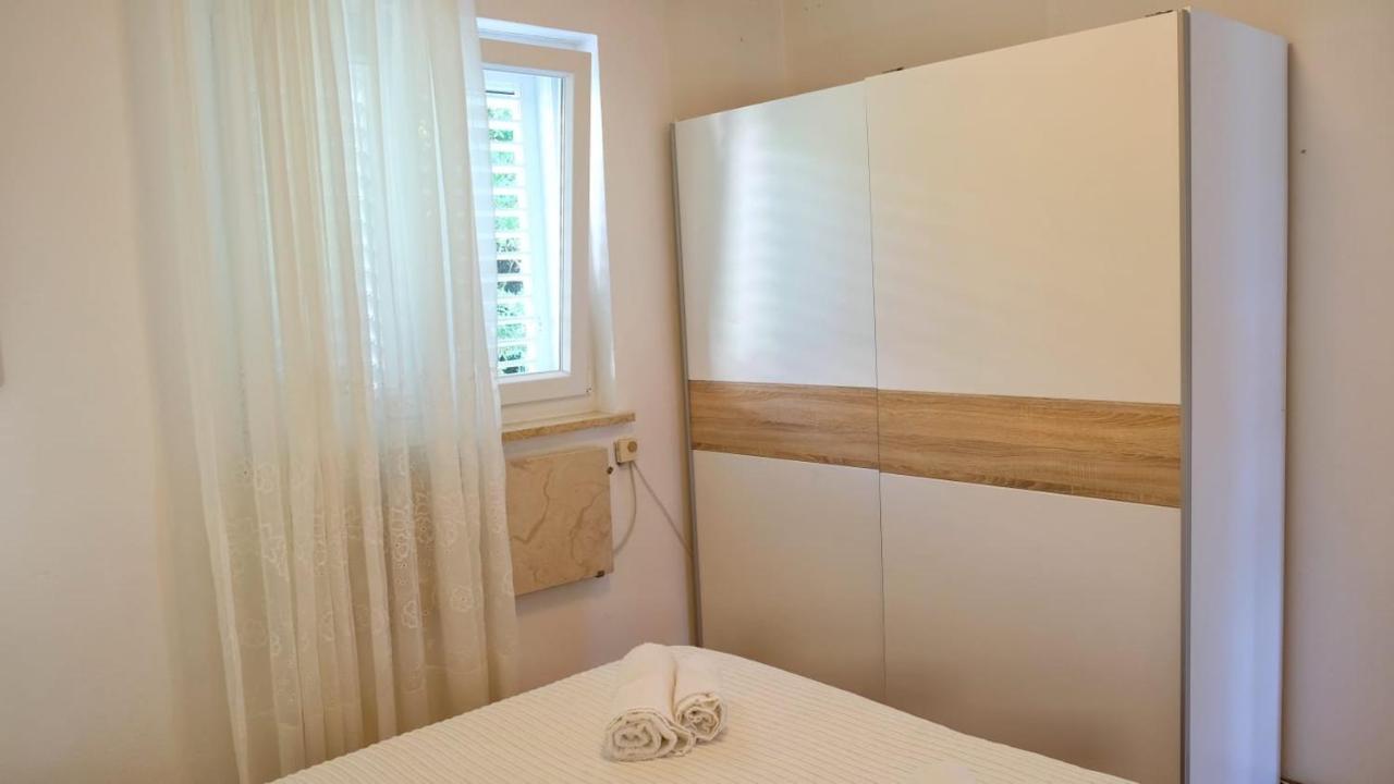 Veronika Apartments Rabac Exterior photo