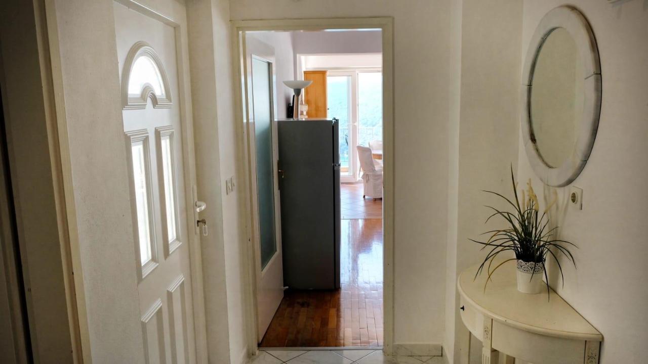 Veronika Apartments Rabac Exterior photo