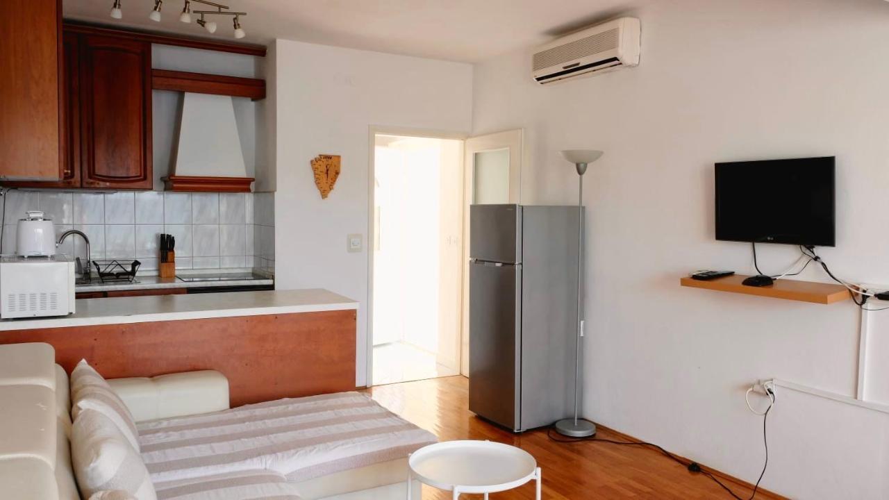 Veronika Apartments Rabac Exterior photo